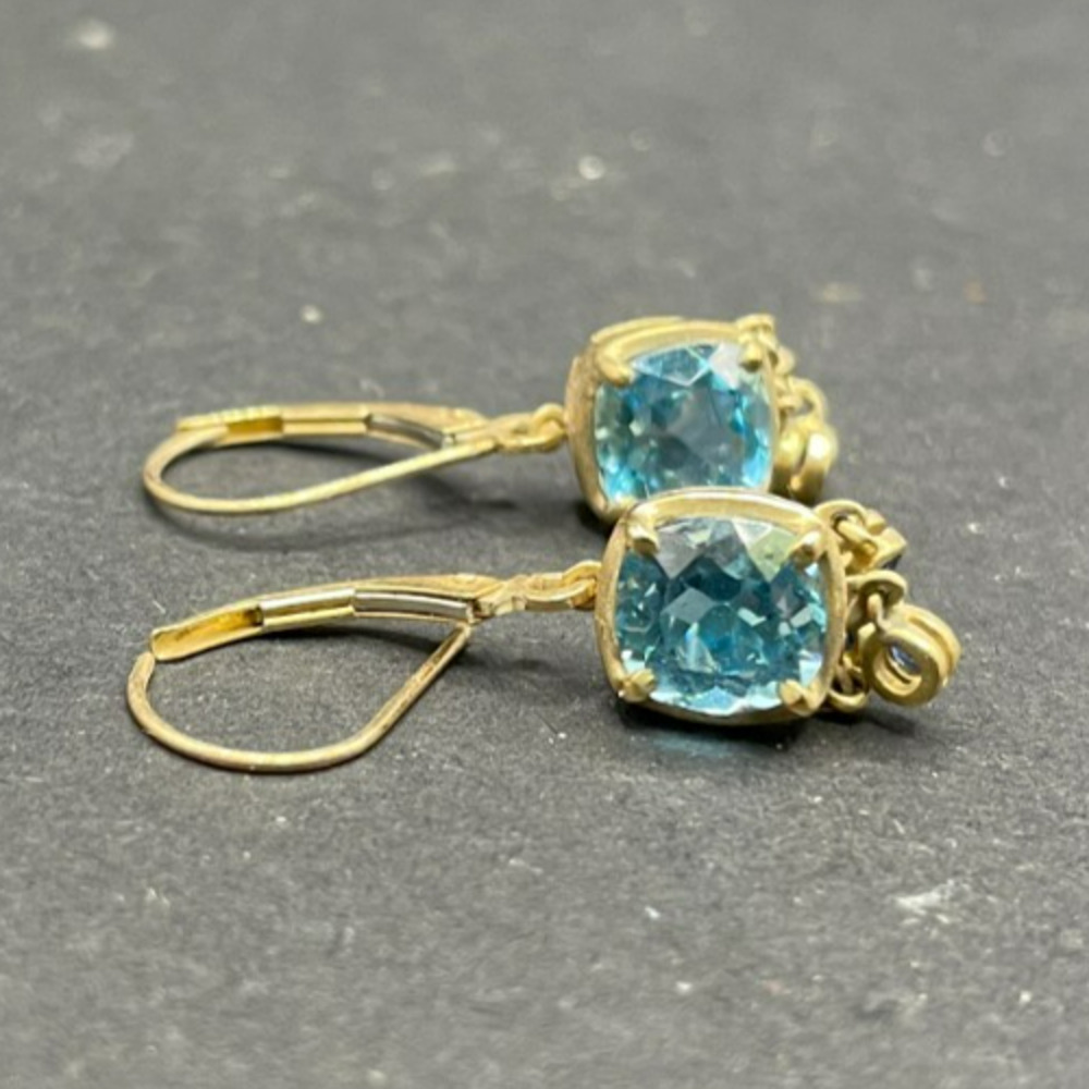 STS Thailand 10k Yellow Gold Blue Topaz Dangle/Drop Leverback Earrings